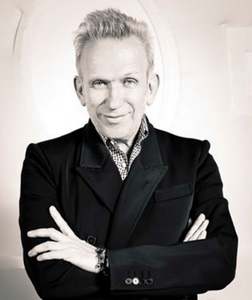 WYSTAWA „THE FASHION WORLD OF JEAN PAUL GAULTIER: FROM THE SIDEWALK TO THE CATWALK”